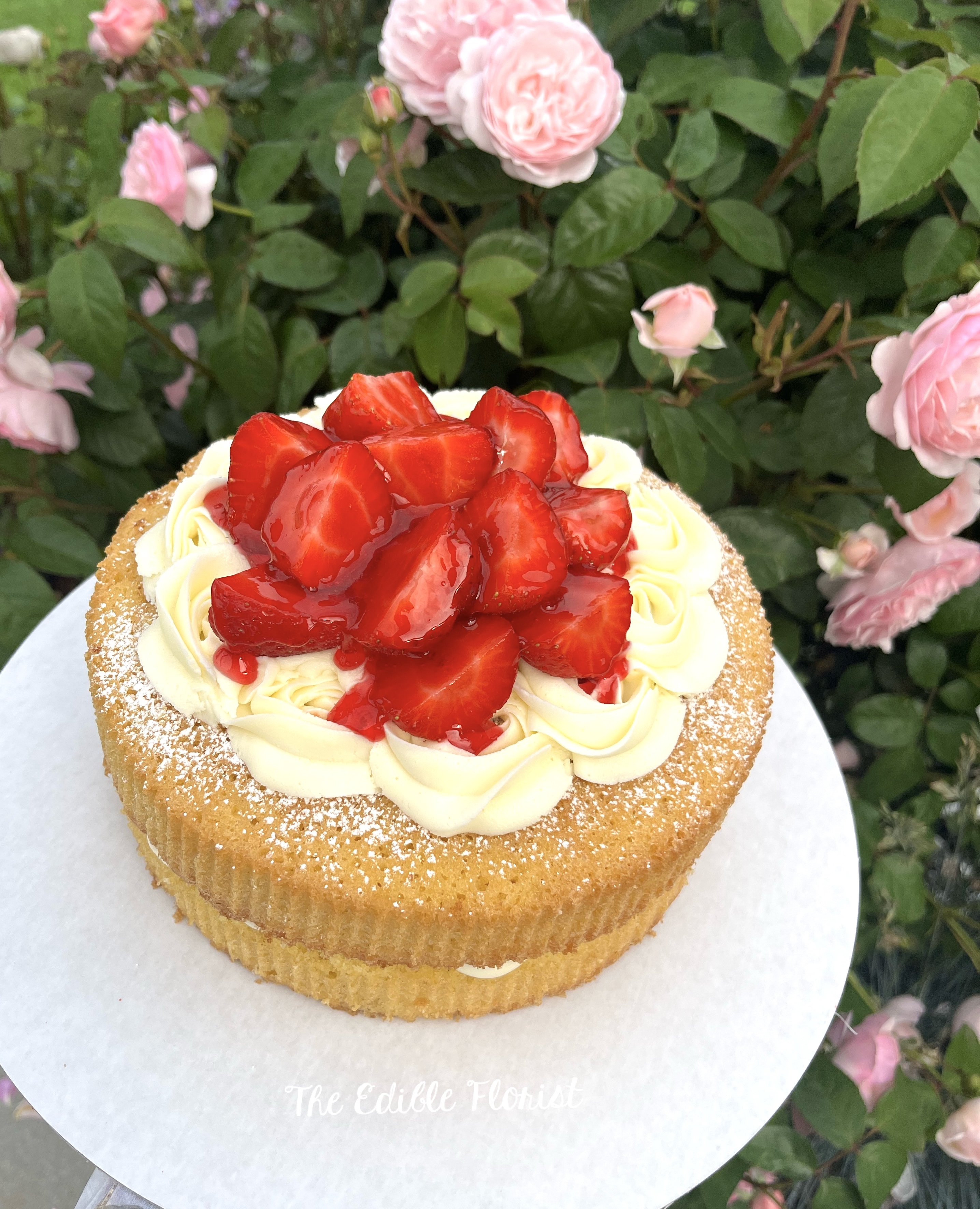 The Botanical Artist Cake